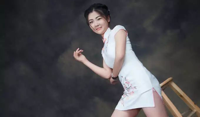 The Nanjinger - Design a Qipao Contest; Be Inspired in Suzhous Cheongsam Town The Nanjinger - Design a Qipao Contest; Be Inspired in Suzhou’s Cheongsam Town
