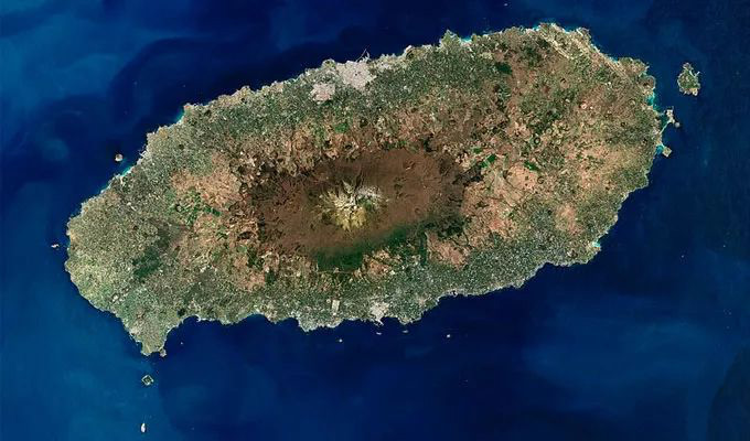 The Nanjinger - Fancy a Volcanic Honeymoon? Fly Nanjing-Jeju Direct from 1 May