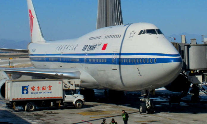 The Nanjinger - Air China Props up International Flights amid Plunging Demand