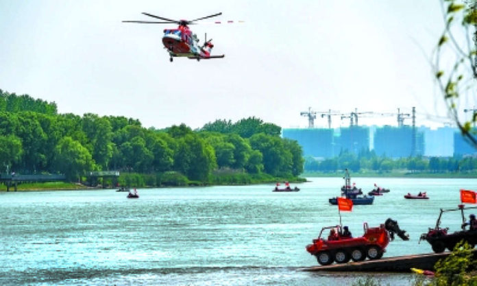 The Nanjinger - Flood Season Arrives in Nanjing City Citizens Prepare and Drill The Nanjinger - Flood Season Arrives in Nanjing City Citizens Prepare and Drill