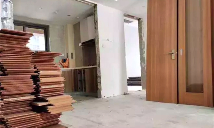 The Nanjinger - Decorators Demolish ¥7.5 Million Nanjing Apartment “by Mistake”