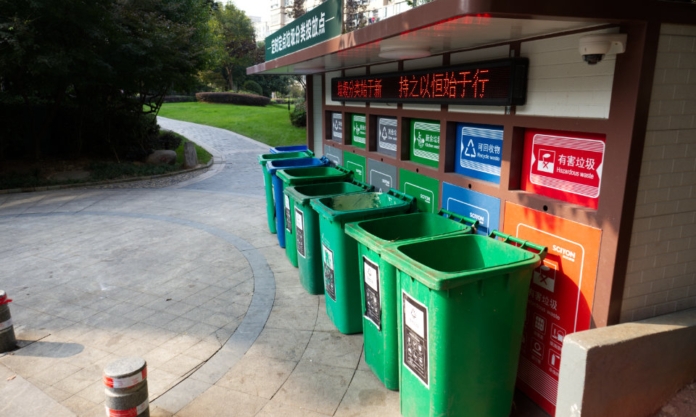 The Nanjinger - Rubbish Classification in Nanjing an Utter Disaster? The Nanjinger - Rubbish Classification in Nanjing an Utter Disaster?