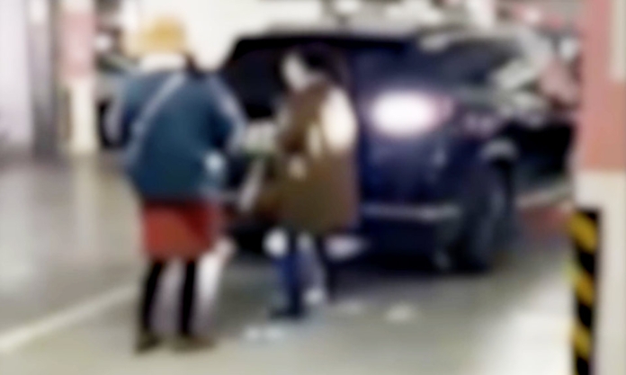 The Nanjinger - Parking Feud; Women Pushed out of Way by Car Desperate for Space The Nanjinger - Parking Feud; Women Pushed out of Way by Car Desperate for Space