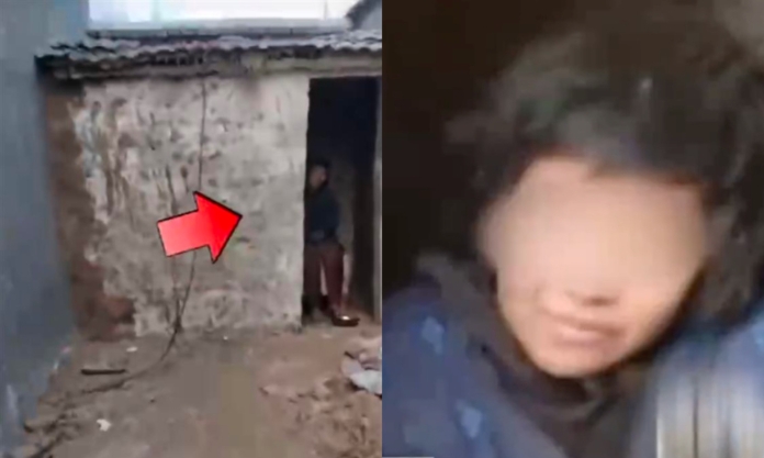 The Nanjinger - Mother of 8 in Jiangsu Restrained in Hut by Chain Around Neck