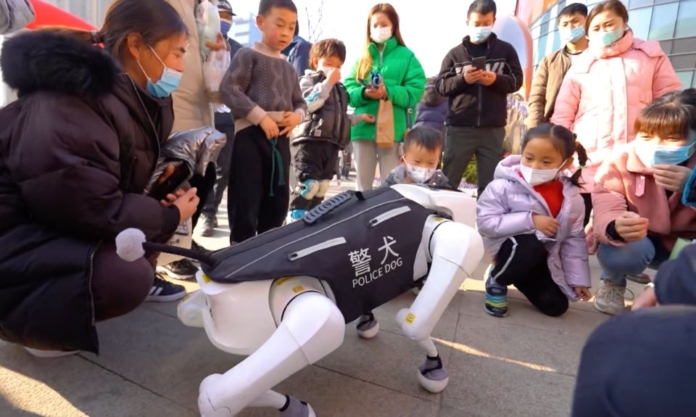 The Nanjinger - Robot Dog & Bomb Disposal Join in Celebrating Nanjing Police Day