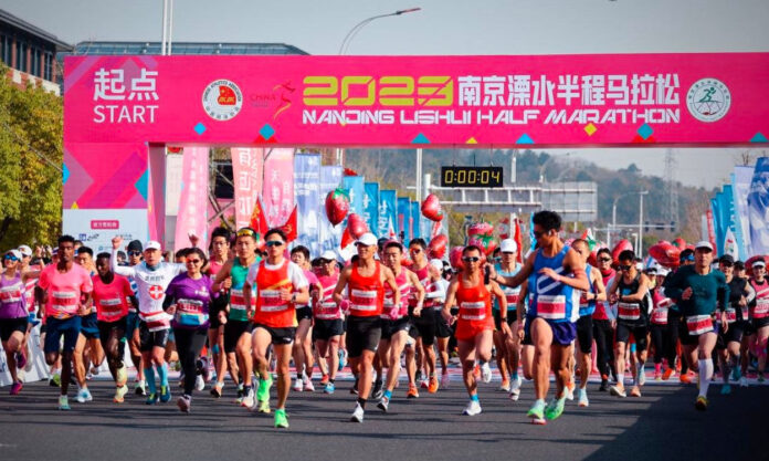 The Nanjinger - 500 KG of Free Strawberries for Lishui Half Marathon Runners!