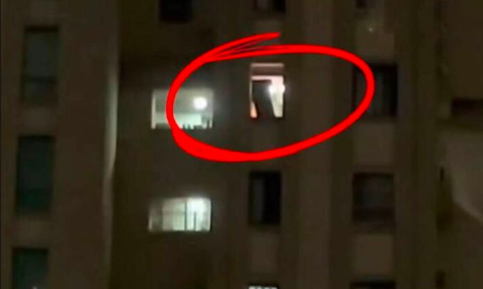 The Nanjinger - Fridge Chucked from 23rd Floor Coz Tenant Angry with Landlord