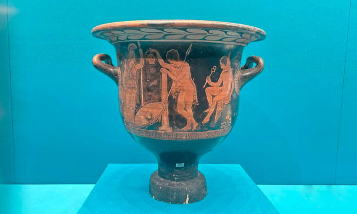 The Nanjinger - 2,500 Year Old Greek Pottery Now on Show at Museum in Nanjing