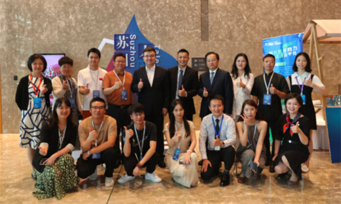 The Nanjinger - Suzhou Hosts China-Singapore Youth Development Forum