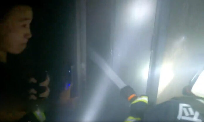 The Nanjinger - Yangzhou Home Ablaze after Child Experiments with Alcohol