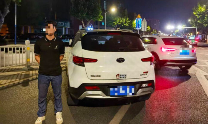 The Nanjinger - Changzhou Ride Hailing Driver Found Drunk while Taking Passengers