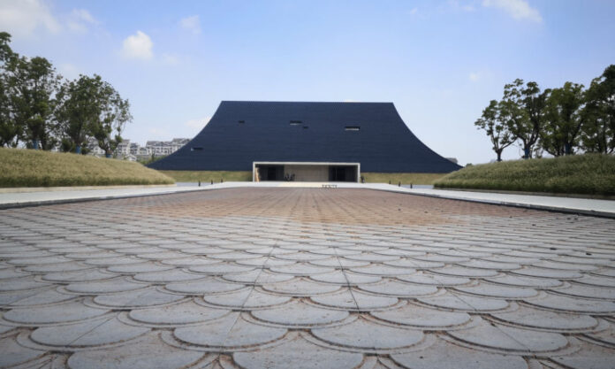 The Nanjinger - Mausoleum for Emperor’s Exhibition Centre Complete in Yangzhou; to Open Soon