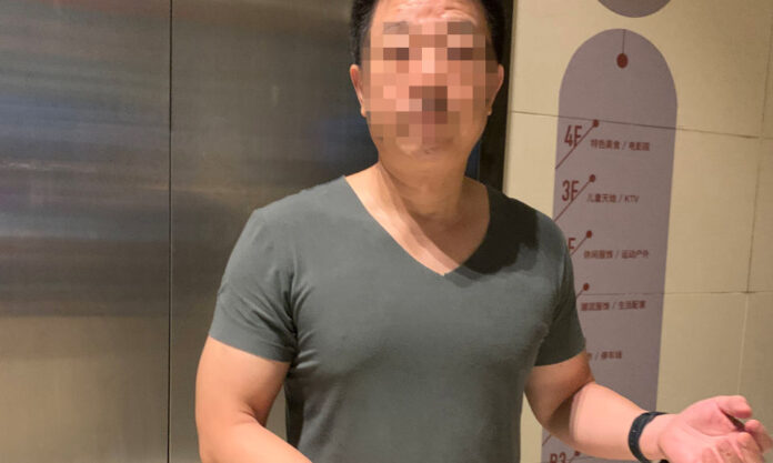 The Nanjinger - Surveillance Video Disappears after Man Injured in Nanjing Shopping Mall Lift