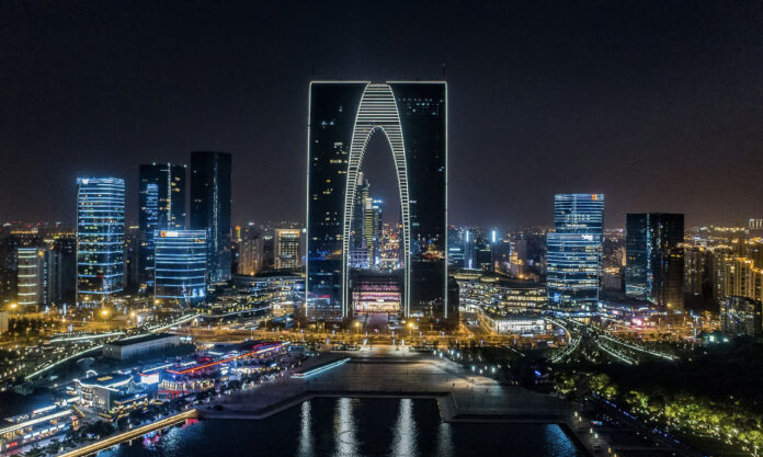 The Nanjinger - Suzhou Textile & Garment Industry Targets ¥300 Billion by 2025