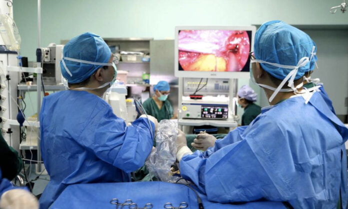 The Nanjinger - Lung Cancer “Minimal Invasive” Surgery Developed by Zhenjiang Doctors