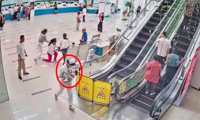 The Nanjinger - Nurse Takes 33 Seconds to Run from Outpatient to Emergency to Save Baby