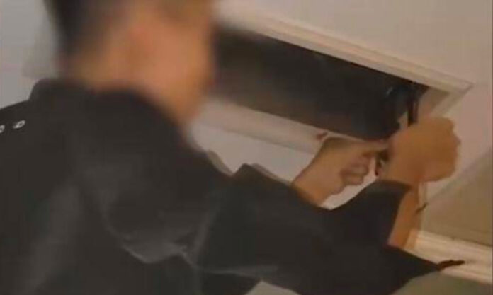 The Nanjinger - Woman Finds Micro Cameras in Hotel Room; Man Arrested in Lianyungang