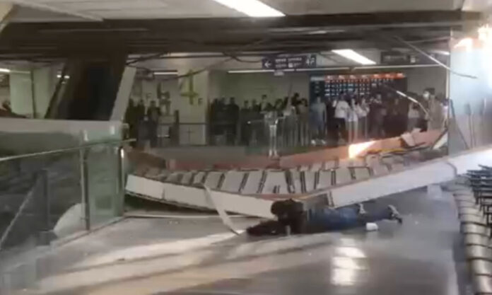 The Nanjinger - Ceiling Collapses at Nanjing Gulou Hospital; 1 Minor Scratch is Miracle