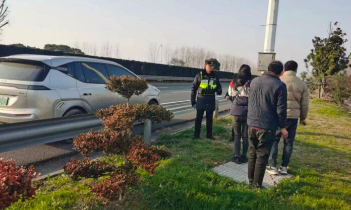 The Nanjinger - Electric Car Drivers Beware 20% Highway Charging Rule; Nantong Reminds The Nanjinger - Electric Car Drivers Beware 20% Highway Charging Rule; Nantong Reminds