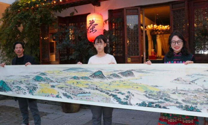 The Nanjinger - Nanjing Local Paints 10 Metre x 0.6 Metre Scroll of Gaochun
