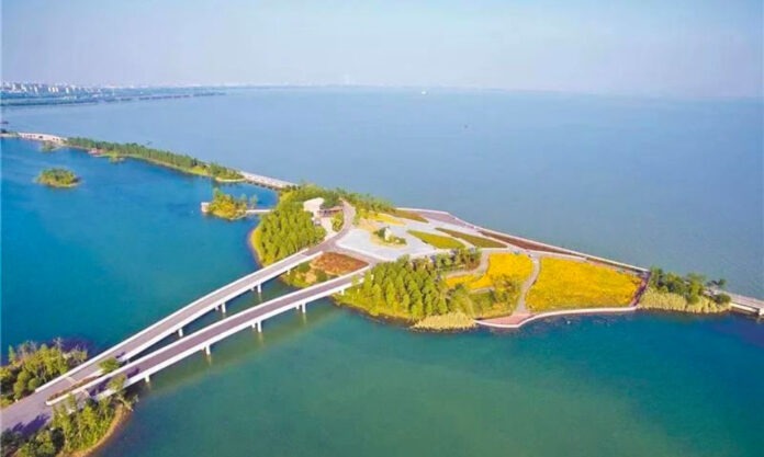 The Nanjinger - Wuxi’s Iron Fisted Pollution Control; Algae in Lake Tai Lowest in 16 Years The Nanjinger - Wuxi’s Iron Fisted Pollution Control; Algae in Lake Tai Lowest in 16 Years