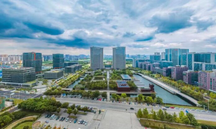 The Nanjinger - Checking in on the Battlefield of Wuxi’s Industrial Economy; Xinwu District