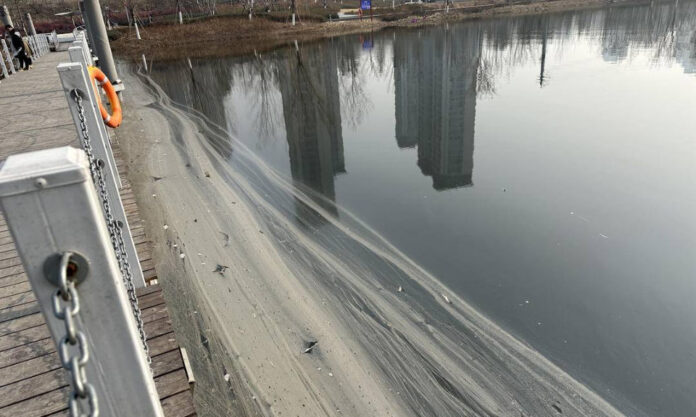 The Nanjinger - River in Xuzhou Smells So Bad Local Residents Dare Not Open their Windows