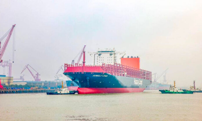 The Nanjinger - “Big Mac” Launched for Sea Trials in Taizhou! Can Transport 13,000 TEUs
