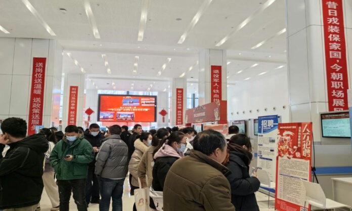 The Nanjinger - Conscripts Fresh out of Military Given Job Fair in Lianyungang for Women’s Day