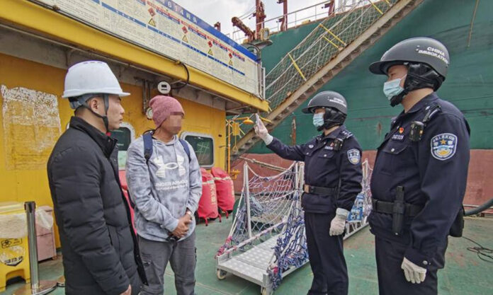 The Nanjinger - Philippine Crew Member’s Mother Dies while Son is Docked in Yangzhou
