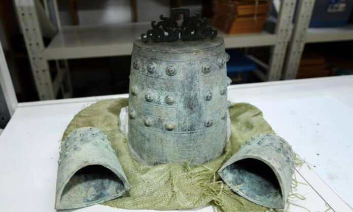 The Nanjinger - 11 Tomb Raiders in Huai’an Arrested for Theft of 2,500 Year Old Bronze Chimes