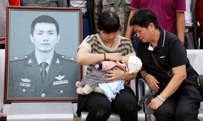 The Nanjinger - 7 Year Old Boy Writes Letter to Martyr Father; Lie Comes out in Lianyungang