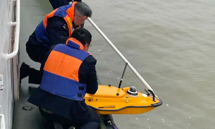 The Nanjinger - UFO Discovered in Suzhou Section of Yangtze River