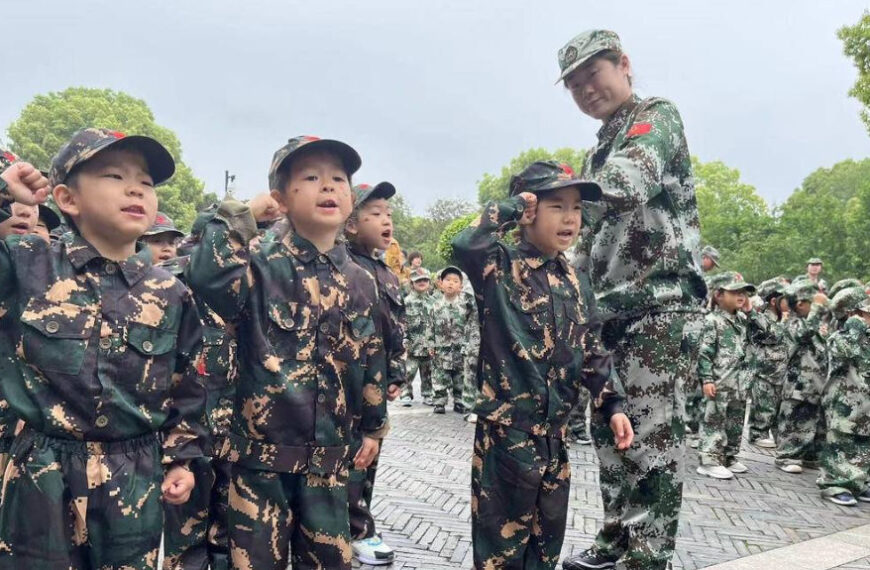 The Nanjinger - Military Training for 70 Changzhou Children in Kindergarten includes “Grenades”