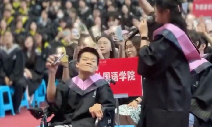 The Nanjinger - Cerebral Palsy Teenager Graduates! Next Stop; Post Grad at Suzhou University