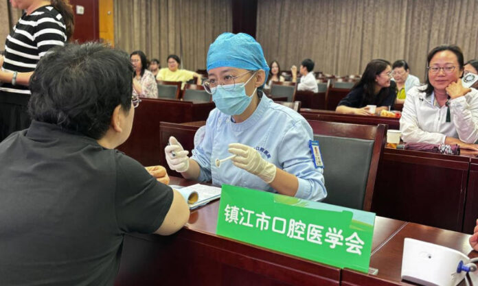 The Nanjinger - Free Clinic in Zhenjiang Helps Women Address Oral Health Issues