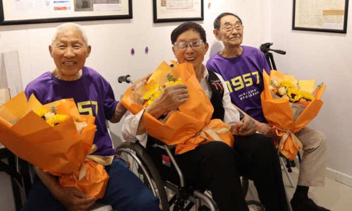 The Nanjinger - Pioneers of 1st Marathon in New China Reunite in Nanjing after 67 Years