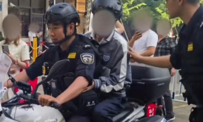 The Nanjinger - Sirens & Motorbike in Zhenjiang for Candidate Going to Wrong Uni Entrance Exam Site