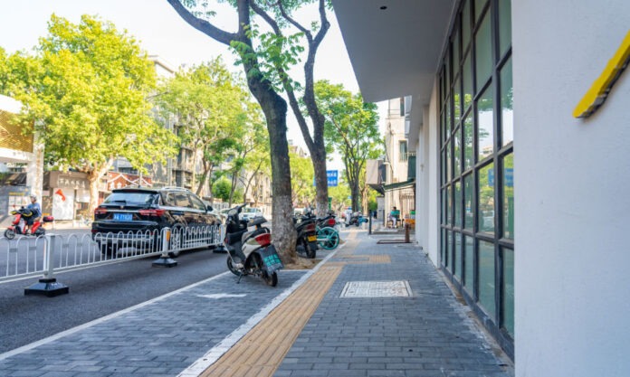 The Nanjinger - Stone City Road in Nanjing Reopens after Complete Renovation