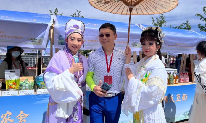 The Nanjinger - Taiwanese in Suqian Celebrate Dragon Boat Festival a Week Early