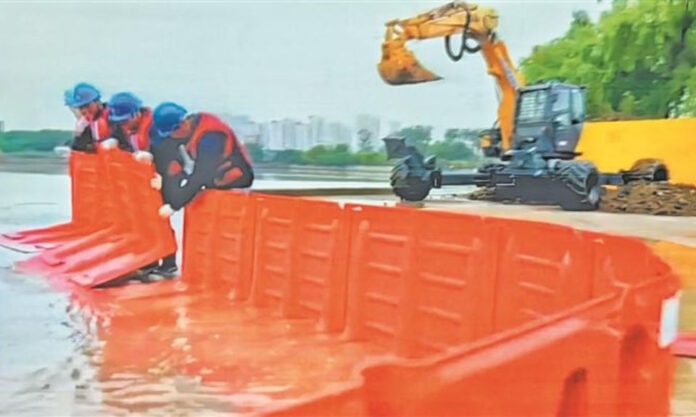 The Nanjinger - Wuxi Launches Flood Control As Water Levels Expected to Exceed Red Warning Levels