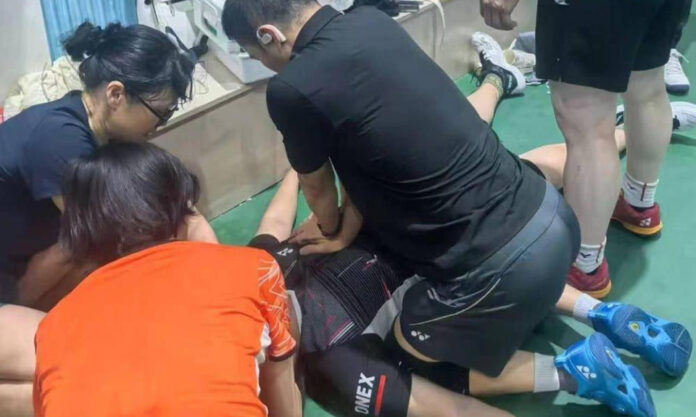 The Nanjinger - 10 Minutes of CPR Rescues Boy who Collapsed on Badminton Court in Huai’an