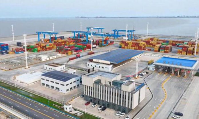 The Nanjinger - 200,000 TEU Empty Container Centre Enters Operation in Yancheng