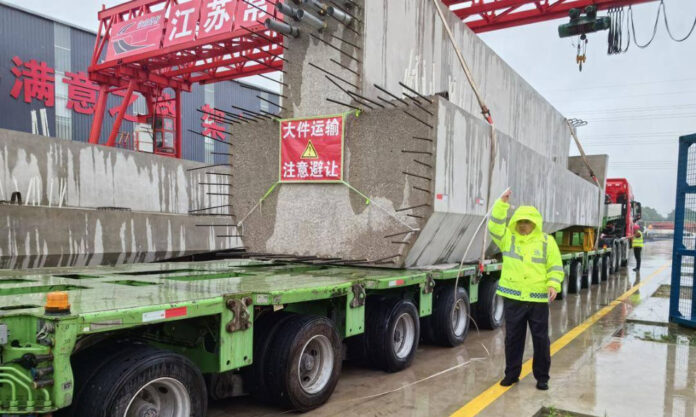 The Nanjinger - 220 Tonnes! Heaviest Load Ever Transported by Road in Changzhou
