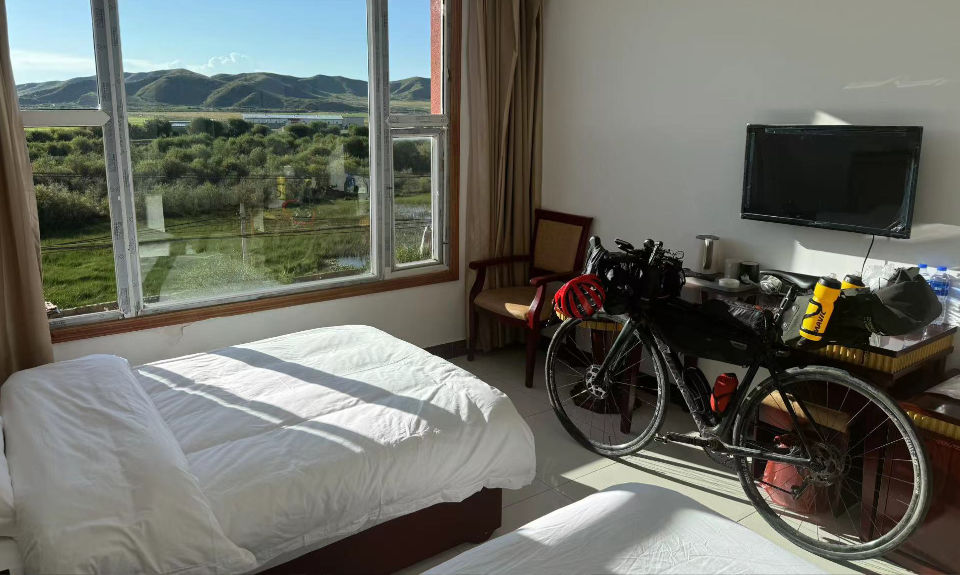 The Nanjinger - Exploring Cool Highlands; 2,000KM by Bike in Western China-4