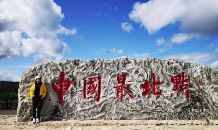 The Nanjinger - 57 Year Old Lianyungang Woman Chalks up 100th City on Nationwide Hike