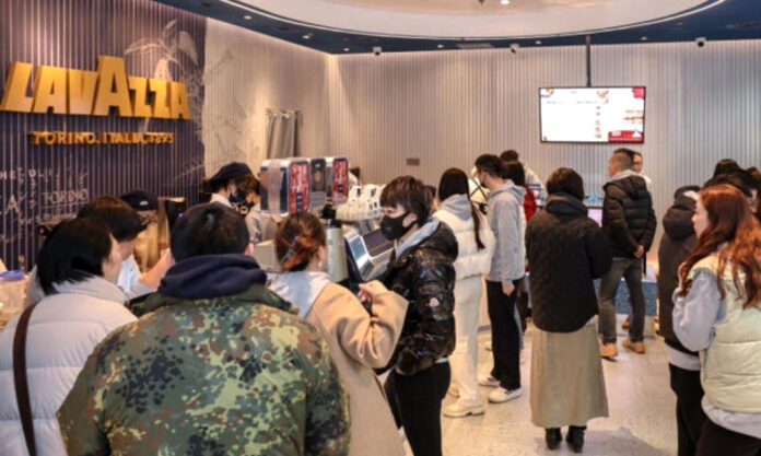 The Nanjinger - Iconic Italian Brand Lavazza Opens 1st Ever Store in Suzhou by Jinji Lake