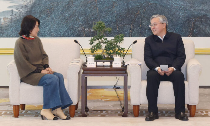 The Nanjinger - Gree Electric to Invest Investment in Nanjing following Meeting with Party Secretary