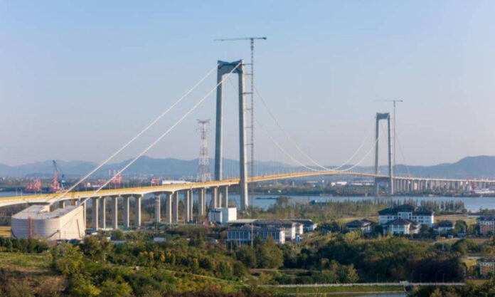 The Nanjinger - Nanjing’s 5th Cross-Yangtze River Bridge Opens to Traffic