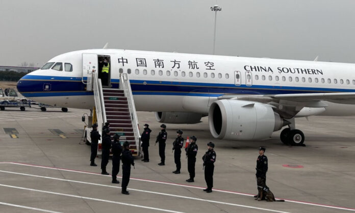 The Nanjinger - 200 “Abyss of Sin” Suspects in Myanmar Arrive back in Nanjing